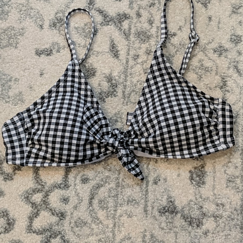 Nwt xhilaration top